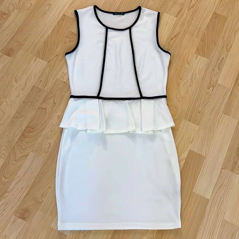 Beautiful white peplum dress with black trim Sz. L. Never worn!